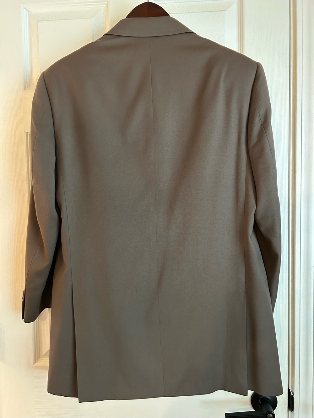 Classic Double-Breasted Brown Men's Jacket and Vest - Picture 2 of 16
